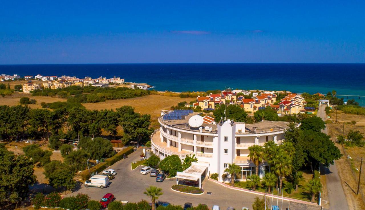 Hotel Sempati Lapithos  Esterno foto